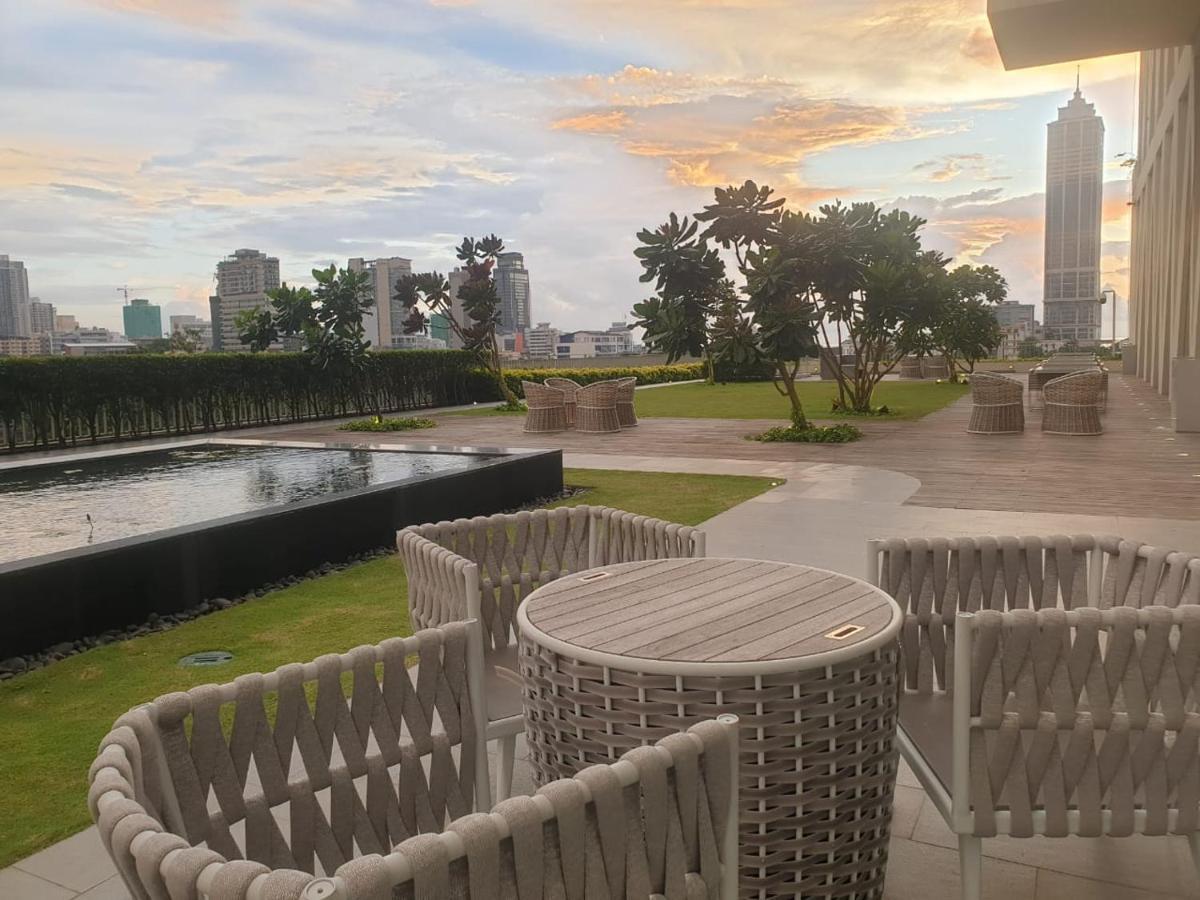 Altair Luxury Colombo By Miracle Apartment ภายนอก รูปภาพ